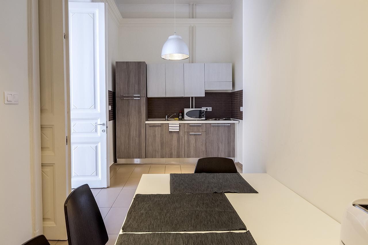 Luxury & Panorama Apartments Budapest Luaran gambar