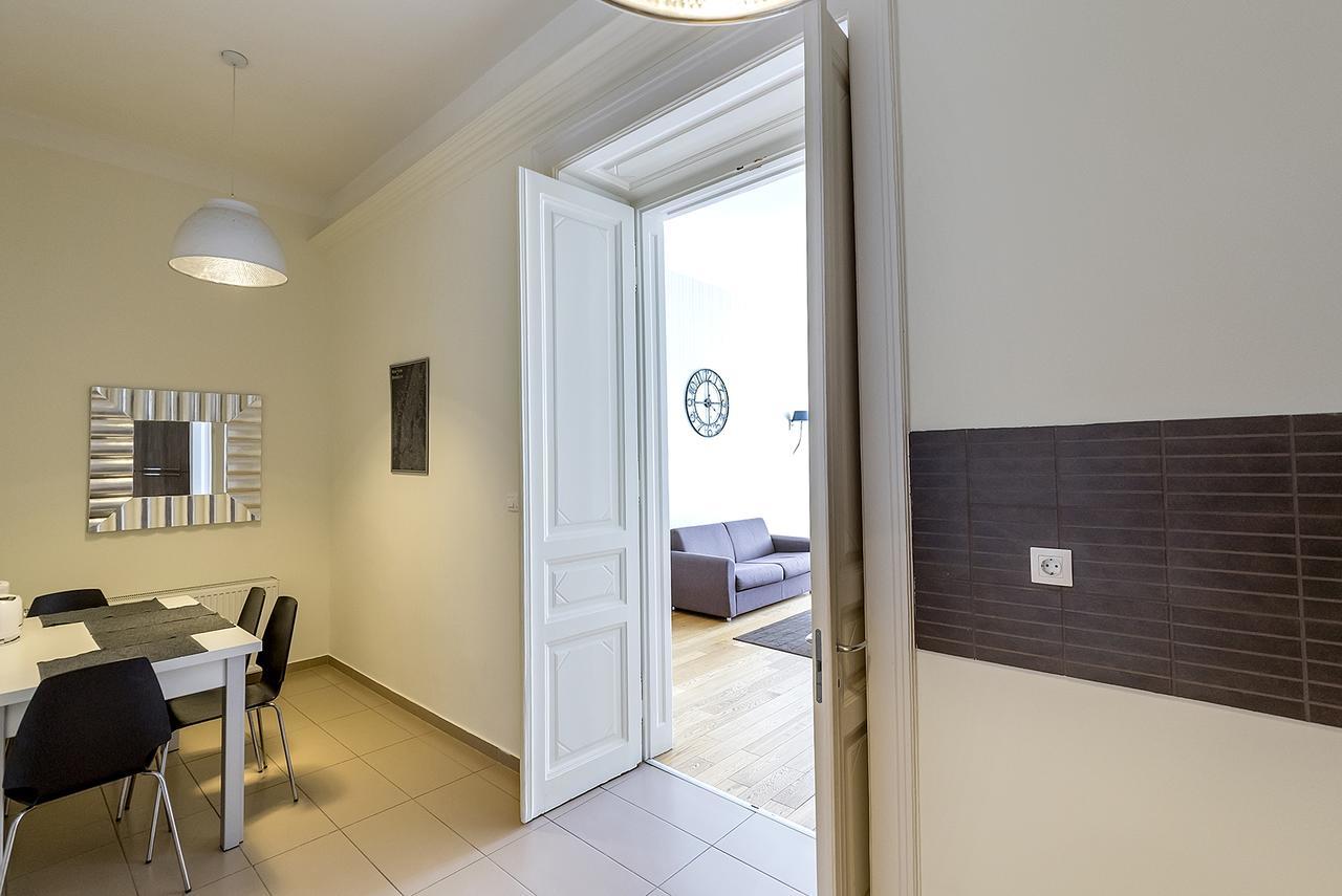 Luxury & Panorama Apartments Budapest Luaran gambar